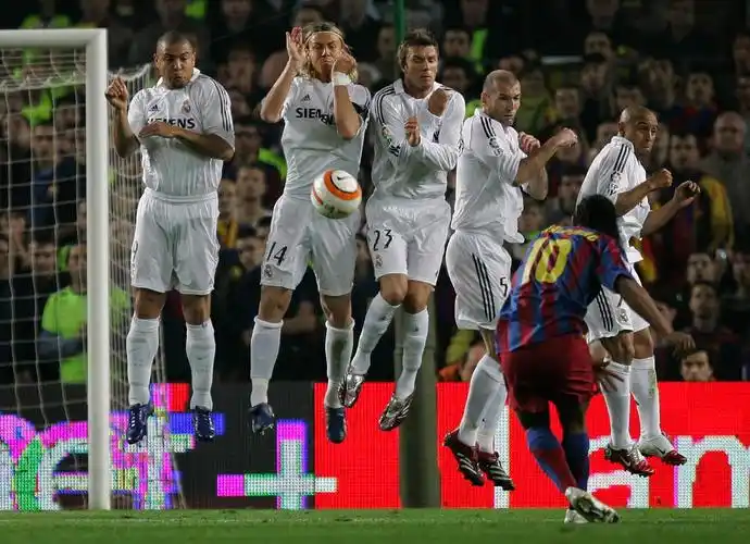 上碰撞时更 上碰撞时更